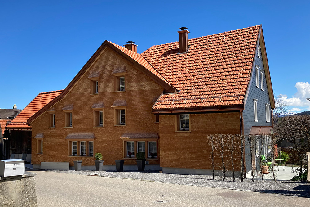 Umbau Doppeleinfamilienhaus